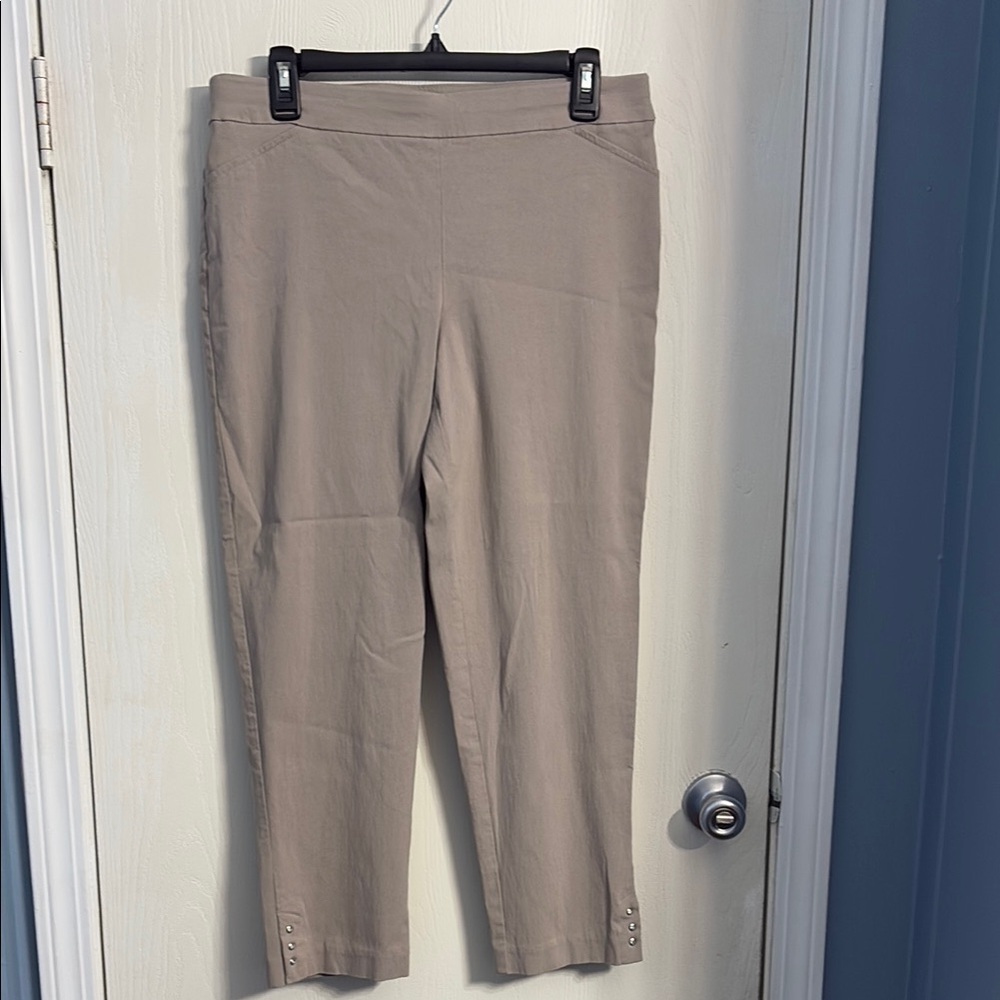 Counterparts Women's Tan Trousers